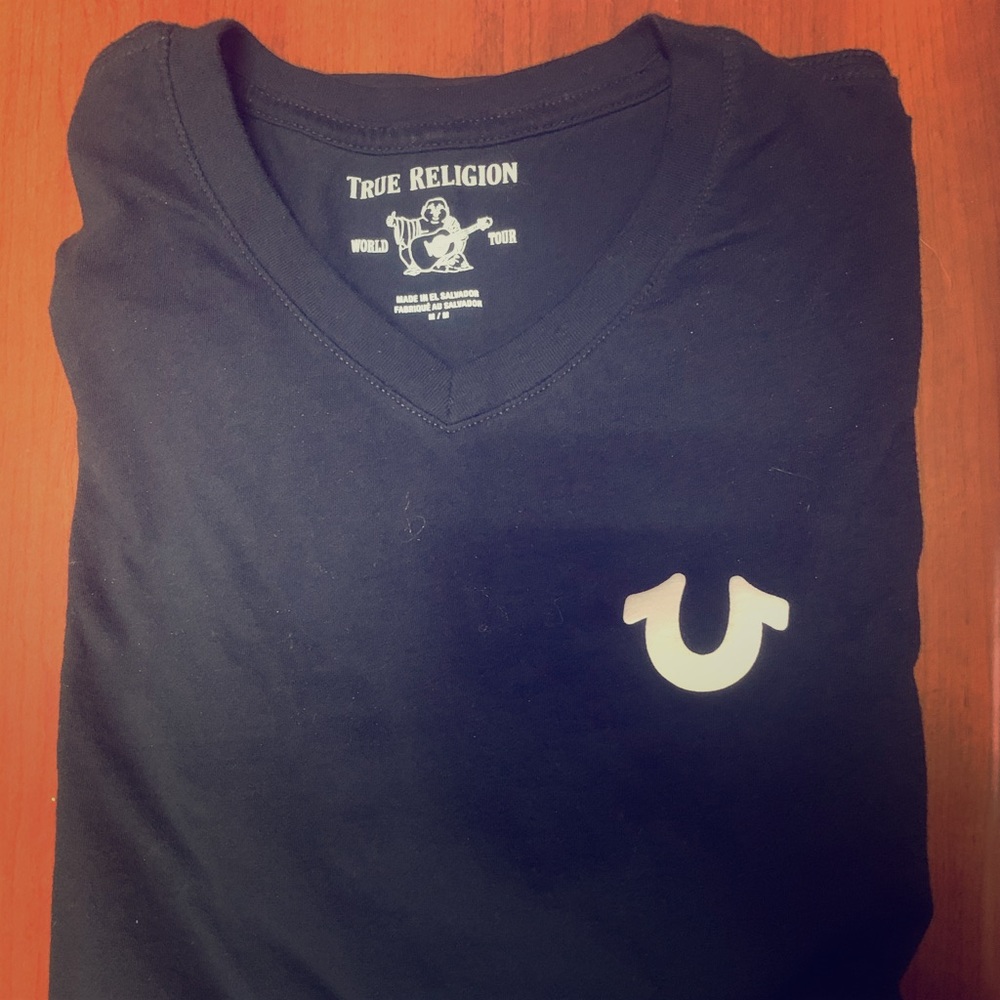 V neck true religion shirt